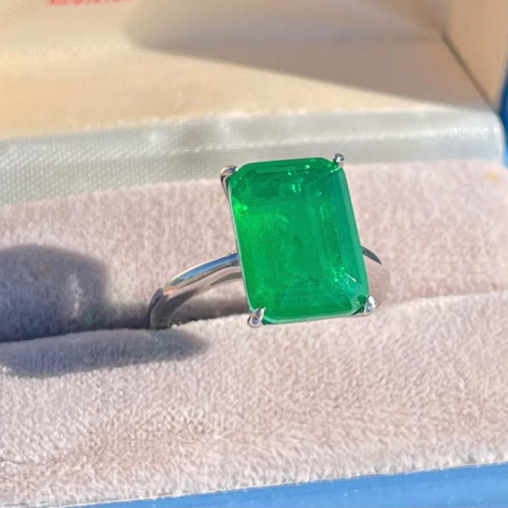 ❤️ Exquisite 925 Sterling Silver Lab-Created Emerald Engagement Wedding Ring